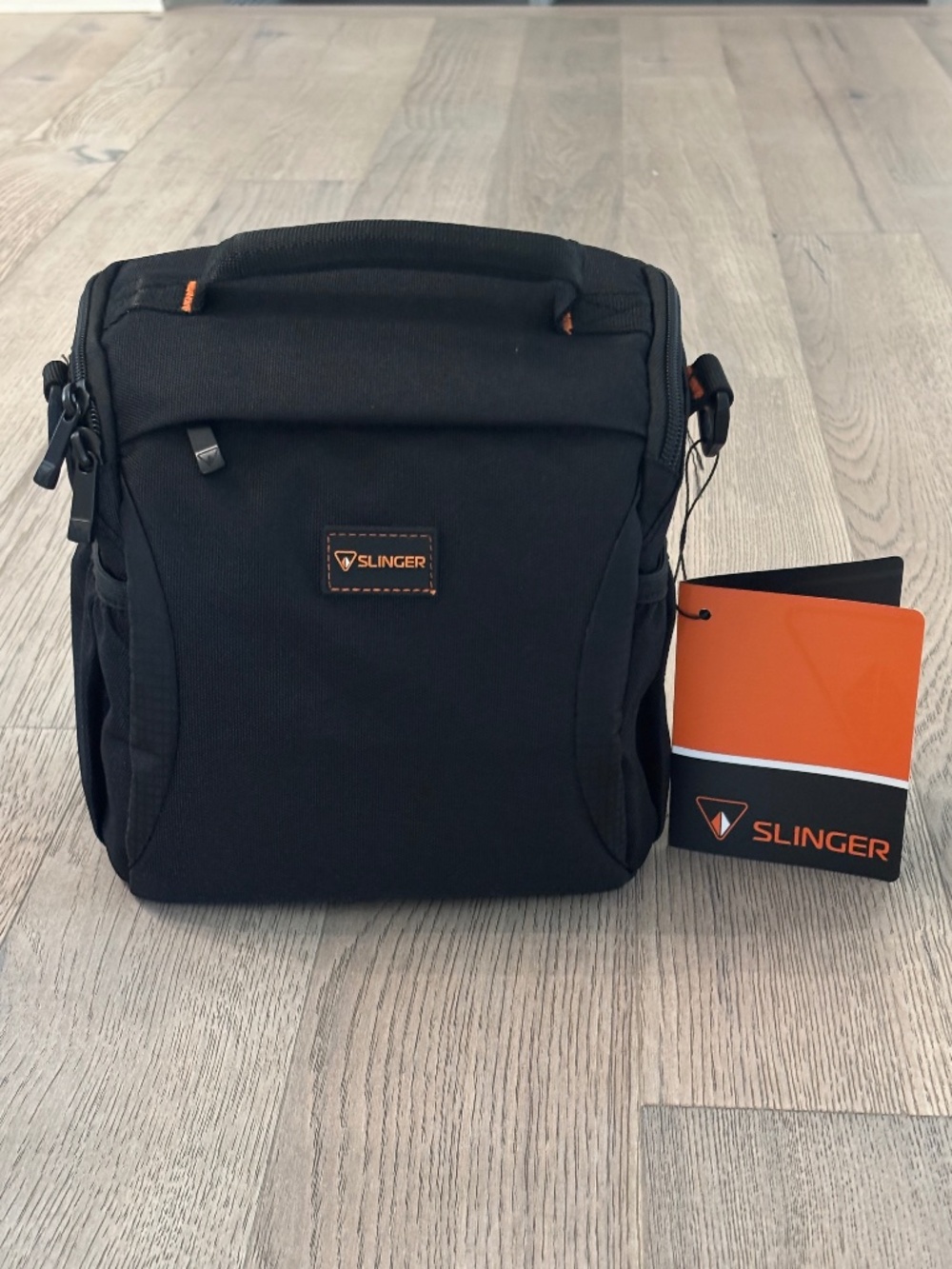 Slinger Alpine 140 Shoulder Camera Bag - Picture 3 of 12